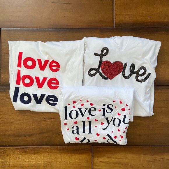 Nordstrom Tops - 2/$20 NWOT/NWT 3 “Love” T-Shirt Bundle